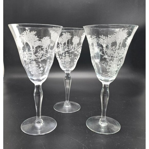 Vintage Morgantown Mayfair Etched Crystal Wine Glasses Set Of 3 Floral JJ3953 - Picture 1 of 4